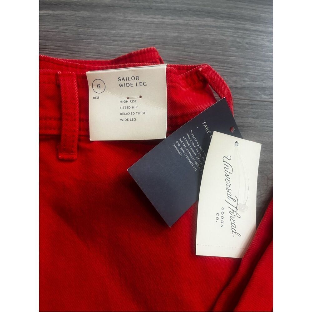 Universal Thread Red High Rise and Wide Leg Jeans - Picture 9 of 10
